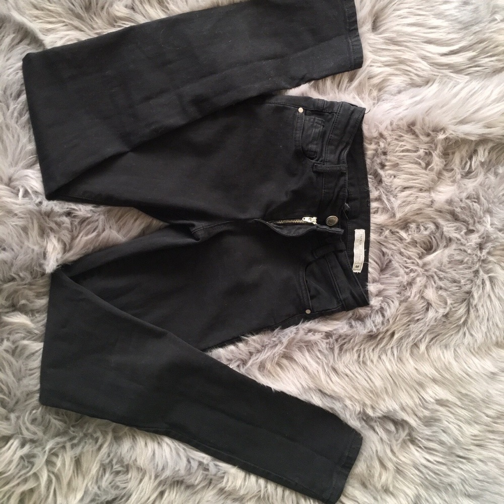 Black Skinny Jeans